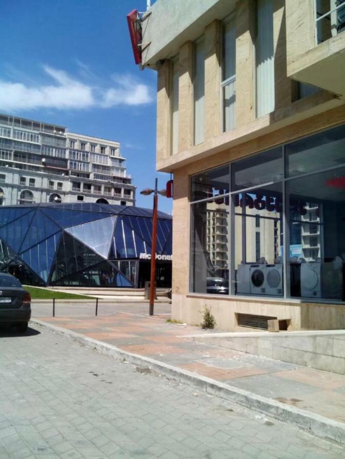 Удобные Апартаменты С Видом На Море バトゥーミ エクステリア 写真